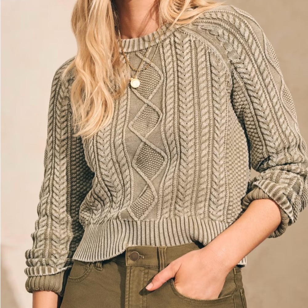 Faherty Sunwashed Cable Crew Sweater